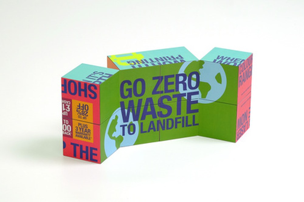 Magic Cube® Brother déplié affichant le message Go Zero Waste to Landfill